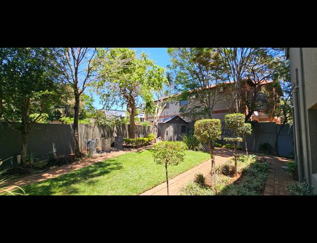 3 BEDROOM FREESTANDING FOR SALE IN CASHAN